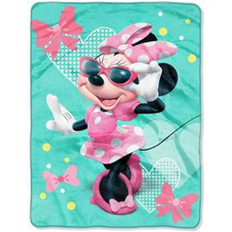 Minnie Mouse Styling Minnie Plush Blanket
