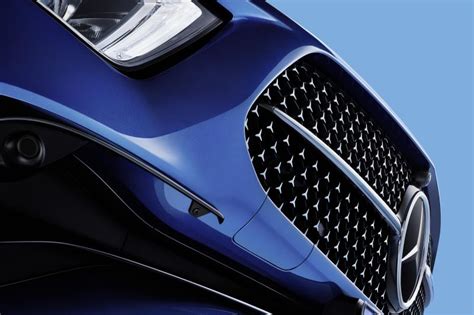 King Of The Grille Mercedes Benzs Different Grille Designs Carexpert