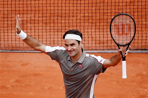 Just like his previous outfits, they're designed by uniqlo u's christophe lemaire and will be available in two colourways: Roger Federer wins first round of French Open 2019 ...