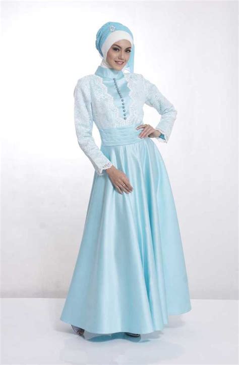 Cari dress brokat termurah dan terlengkap di bukalapak. Dress untuk Wisuda Ini Tak Kalah Anggun dengan Kebaya ...