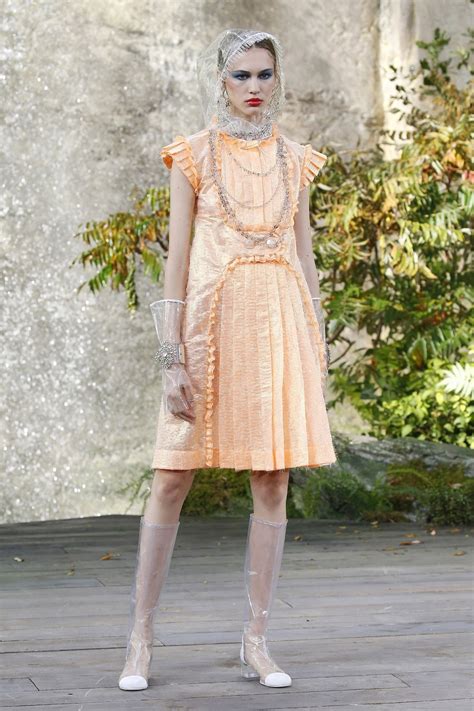 Chanel Ready To Wear Fashion Show Collection Spring Summer