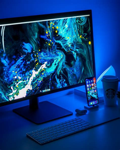 Computer Display Pictures Download Free Images On Unsplash