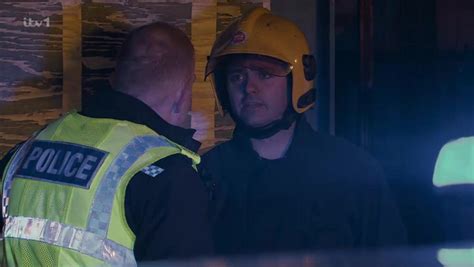 Coronation Streets Ed Insurance Scam Exposed As Fans Work Out Fire