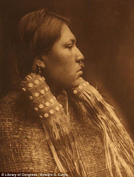 Edward S Curtis Capture Native American Life In The Early1900s With Vintage Portraits Daily