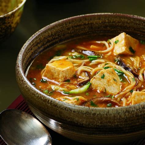 Instead of plowing through uninspired lunches for yet another week, try mixing up your midday meal routine. Spicy Tofu Hotpot Recipe - EatingWell