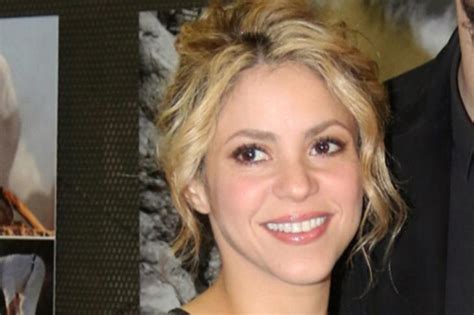 Shakira Biografía De La Cantante Colombiana Fotos Mujeralia