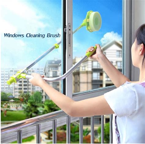 How To Clean Outside Windows