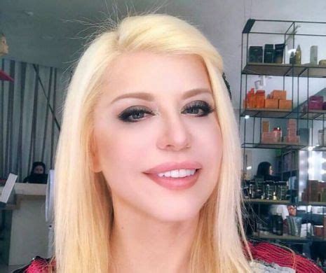 Vedetele arată întotdeauna perfect, indiferent de vârstă. Loredana Groza, așa cum NIMENI nu a mai văzut-o NICIODATĂ ...