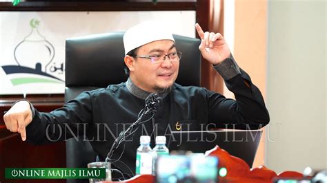 Oleh karena itu abu zahrah menegaskan bahwa dakwah islamiah itu diawali dengan amar ma'rf dan nh munkar, maka tidak ada penafsiran logis lain lagi mengenai makna amar ma'rf kecuali mengesakan allah secara sempurna. Ustaz Jafri Abu Bakar ᴴᴰl Jika Esok Hari Kiamat - YouTube