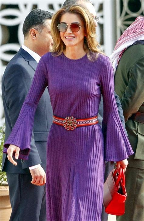 Queen Rania Outfits And Fashion Over The Years Al Bawaba