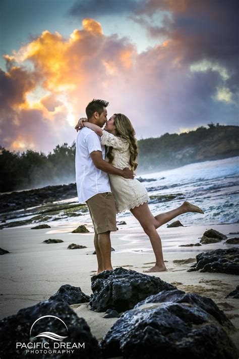 One of the best and most romantic places to take photos with your be is the beach! Beach photo session -gorgeous couple! Photography Ideas ...
