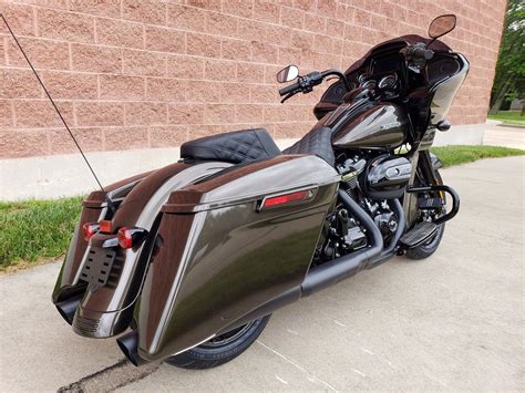 Motorcycle dealers in effingham, il. 2020 Harley-Davidson® FLTRXS Road Glide® Special (RIVER ...