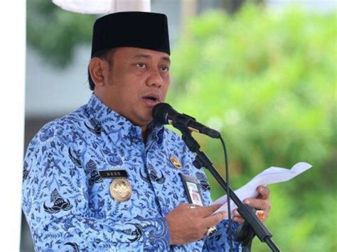 Lockdown Lokal Wali Kota Tegal Harus Tanggung Jawab Tagar