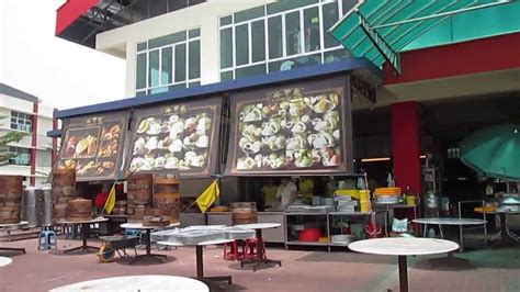 Central point food court, located next to parkson ipoh parade shopping mall, is a typical malaysian food court. Curry Soup Mee, P1, GP Food Court, Bercham, Food Hunt ...