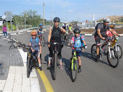 מלבד מנות פיוז׳ן יוקרתיות, במקום תפריט קוקטיילים מרשים למדי, עם כמה מהקוקטיילים הטובים והמיוחדים ביותר ברומא. תמונות וסיפורים מעין-גב לקראת חנוכה תש"פ דצמבר 2019