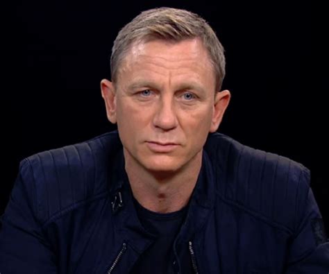 Daniel craig, english actor known for his restrained gravitas and ruggedly handsome features. Daniel Craig Biography - Childhood, Life Achievements ...