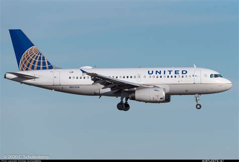 United Airlines Airbus A319 N823ua Photo 661 Airfleets Aviation