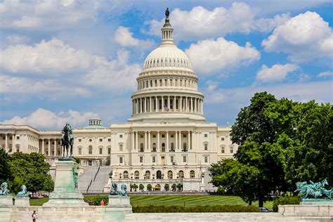 Statele unite ale americii, tara cunoscuta ca america, este formata din 50 de state care se supun guvernului federal. Vacante Statele Unite ale Americii 2020 - 2021 | Eturia