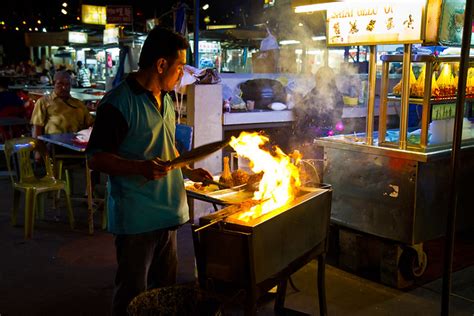 This road is also one of penang's most popular tourist destinations. Gurney Drive Hawker Centre Night Market - Penang, Malaysia ...