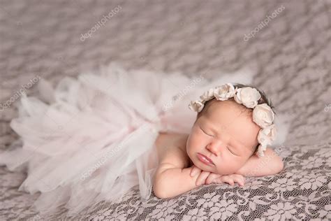 Adorable Beautiful Newborn Baby Girl — Stock Photo © Sergegorenko