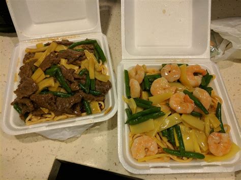 The best chinese restaurants have very long menus, giving customers an endless variety of dishes to choose from for lunch or dinner. Maxim's Palace Chinese Restaurant - San Diego, CA - Full ...