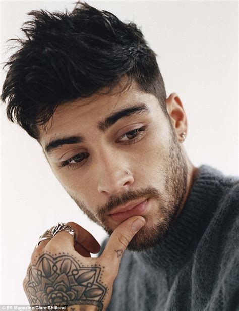 Zayn Malik Reveals He Lives With Gigi Hadid And Loves To Cook For Her