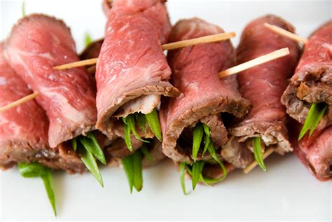 Remove from oven and top with green onion, if using. Beef tenderloin appetizer / barefoot contessa recipes beef ...