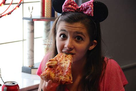 Minnie Mouse Eating Pizza Pittsburgh Association Of The Flickr