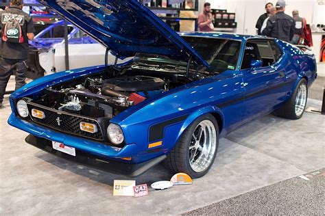 Gateway Classic Mustangs Coyote Swapped 71 Mach 1