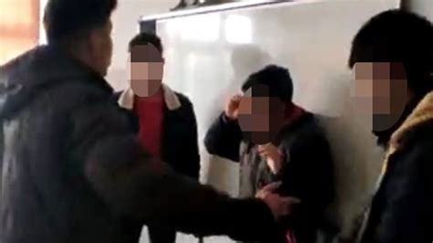 Zonguldak ta akran zorbalığı Sınıf arkadaşına şiddet uygulayan 4