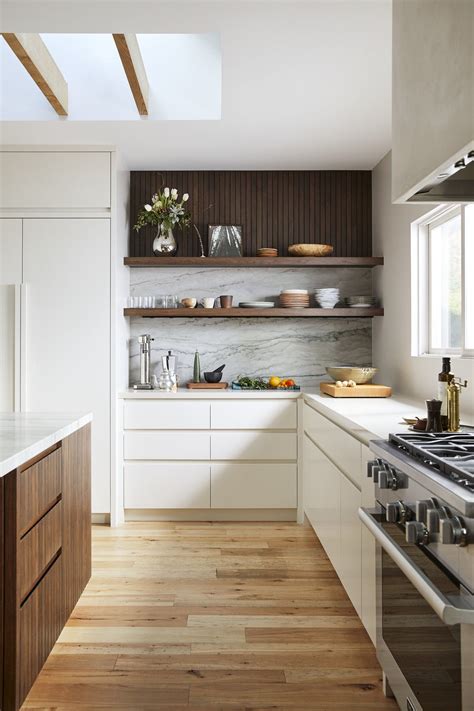 10 White Kitchen Cabinets Modern