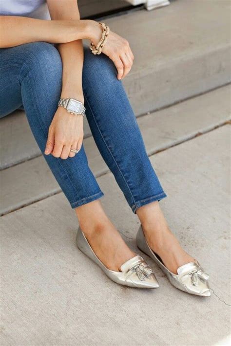 How To Wear Flat Shoes With Jeans 10 Best Outfits Flat Jeans