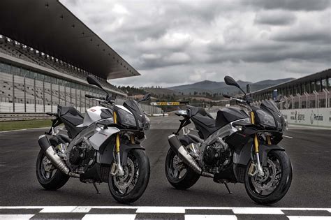.concessionario britannico, ecco la versione 2014 di aprilia tuono v4r, che recepisce di fatto tutti gli aggiornamenti già ricevuti dalla cugina rsv4 aprc. 2014 Aprilia Tuono V4 R APRC ABS Coming to the USA ...