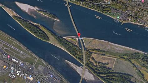 Brücke in den vereinigten staaten (de). Police search for car believed to crash off Portland ...