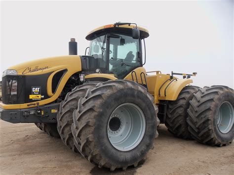 Challenger Mt965b 4 Wheel Drive Tractor Farm Equipment Heavy Equipment