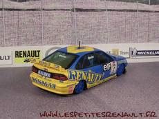 Les Petites Renault Laguna BTCC 1995 Alain Menu