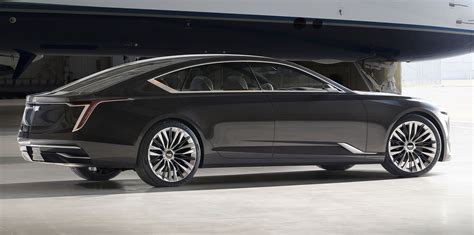 Cadillac Escala concept debuts brand's new styling direction - Photos (1 of 8)