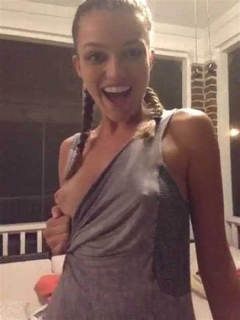 Lili Simmons Nude Leaked Photos And Video The Fappening
