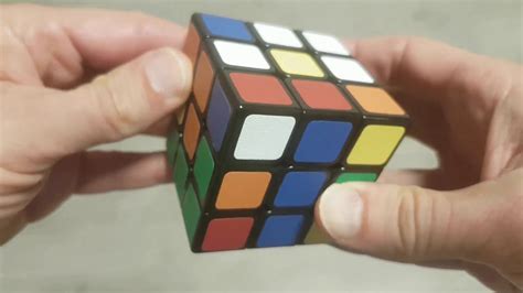 Cómo Resolver El Cubo De Rubik Parte 2 Crear Una Cruz Superior Youtube
