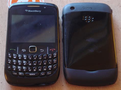 We Review Blackberry 8520 Model