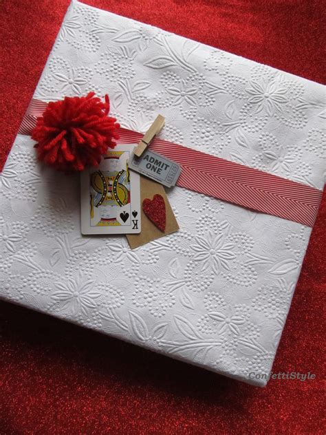 At ferns n petals and get. 5+1Simple and Sweet Valentine Gift Wrap Ideas | ConfettiStyle