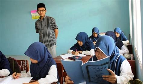 Loker guru agama islam tegal. Lowongan Kerja Guru PAI (Pendidikan Agama Islam) SMP ...
