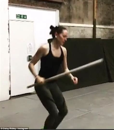 Daisy Ridley Shows Off Lightsaber Skills On The Set Of Star Wars