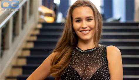 Laura Sophie Mueller Nackt Nacktbilder Playboy Nacktfotos Fakes Oben Ohne