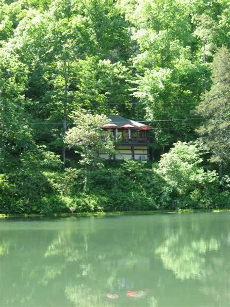 It was a nice room and nice to have a little bit more room than your standard hotel room. vintage lake cabins | ... : For Sale: Historic Eureka ...