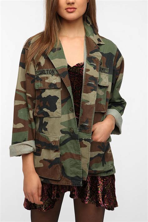 Urban Outfitters Urban Renewal Vintage Oversized Camo Jacket