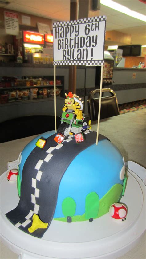 Ebay.de has been visited by 100k+ users in the past month Bowser Cake | Super mario bros party, Super mario cake ...