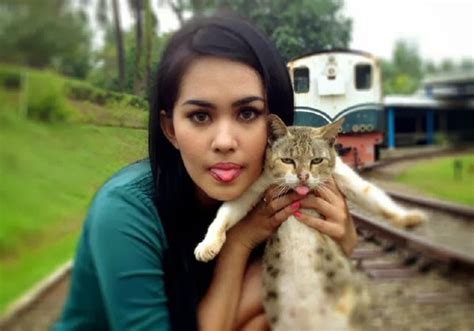 Kartika Putri Profil Biodata Artis