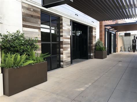 The Village @ Westfield Topanga | Salon Republic | Salon Suites