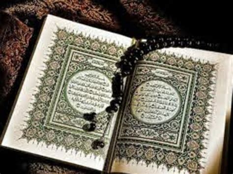 Baca surat al 'alaq lengkap bacaan arab, latin & terjemah indonesia. Bacaan Surat Al Kafirun dan Cara Mengajarkan Alquran untuk ...